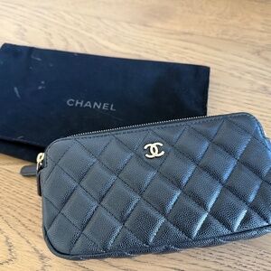 Change Double Zip clutch with gold chain